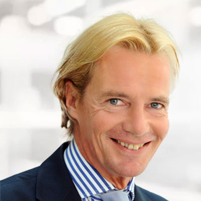 Executive Search & Managing Partner